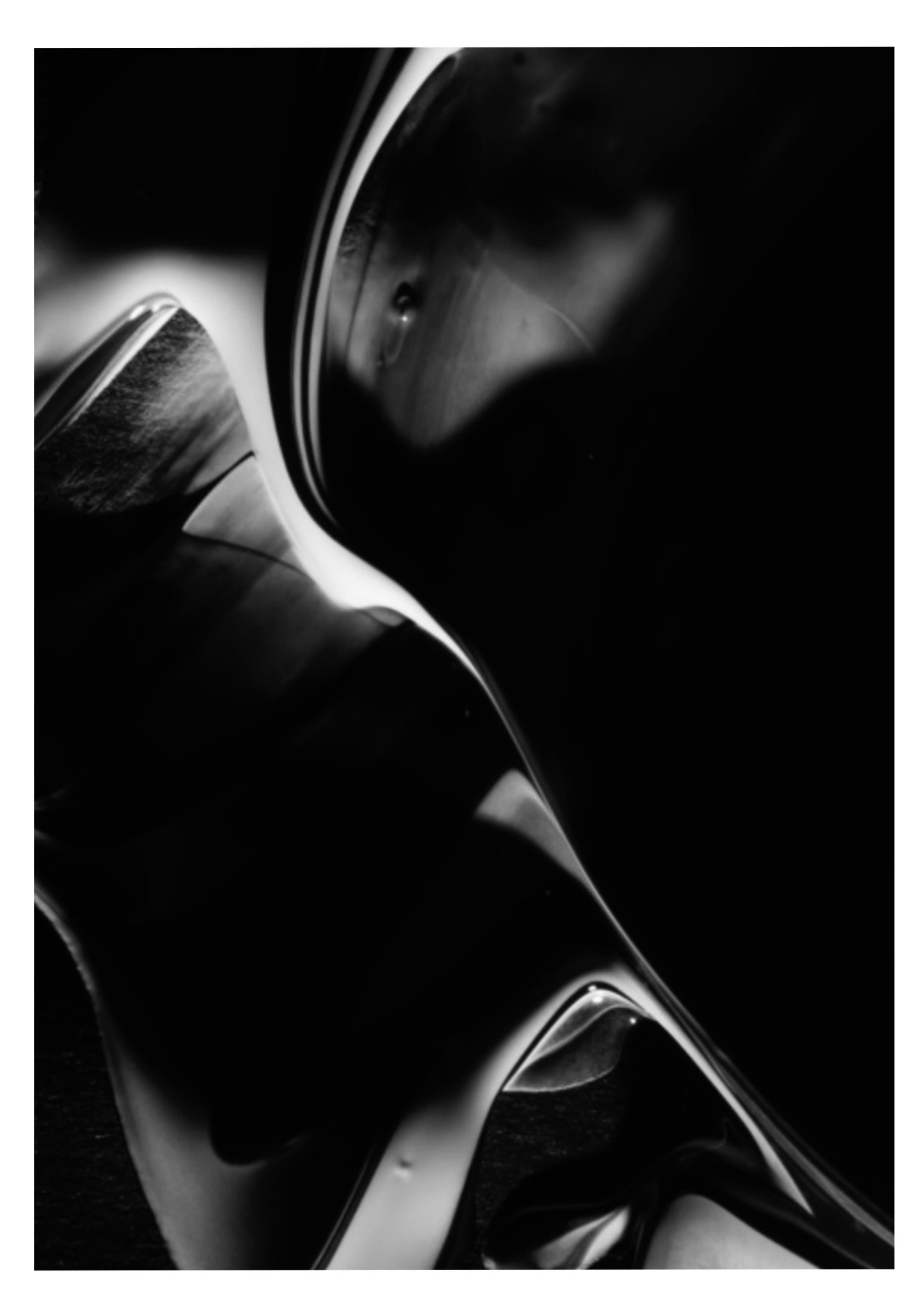 RAW EMERGE 02
